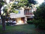 SINCLAIR. WALK TO BEACH. WIFI