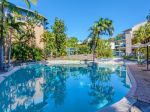 RESORT UNIT. POOLS. TENNIS COURT. WALK TO BEACH