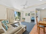 RESORT UNIT. WALK TO BEACH AND SHOPS
