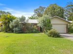 WALK TO BEACH. POOL. DUCTED AIRCON. WIFI. 