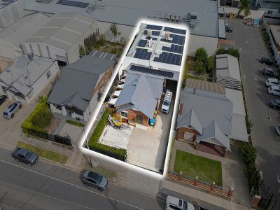 OFFICES WITH WAREHOUSE