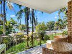 FULLY FURNISHED UNIT ACROSS FROM MAROOCHYDORE RIVER!