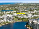 RENOVATED TOP-FLOOR APARTMENT WITH EXPANSIVE WATER VIEWS