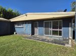 CABOOLTURE - HOMELY & POWERED SHED