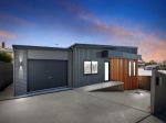 NEW MODERN HOME WITH SEA VIEWS