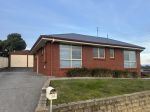 FAMILY HOME IN CONVENIENT LOCATION.