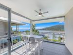 MODERN COMFORT & SPECTACULAR VIEWS IN AIRLIE BEACH
