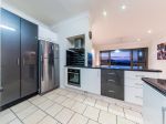 TIDY SEAVIEW UNIT AT A GREAT PRICE