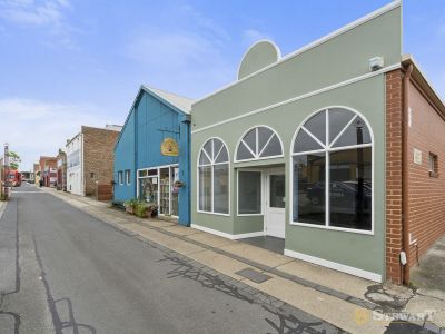 QUALITY BOUTIQUE BRICK SHOP OR OFFICE