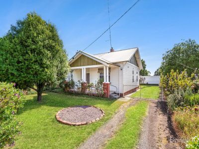 CLASSIC CALIFORNIA BUNGALOW WITH SPACE AND FUTURE POTENTIAL