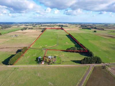 PRODUCTIVE HIGHLY IMPROVED OUTPADDOCK OR LIFESTYLE OPPORTUNITY!