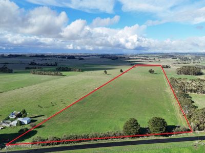 VERSATILE COLAC DISTRICT ACREAGE