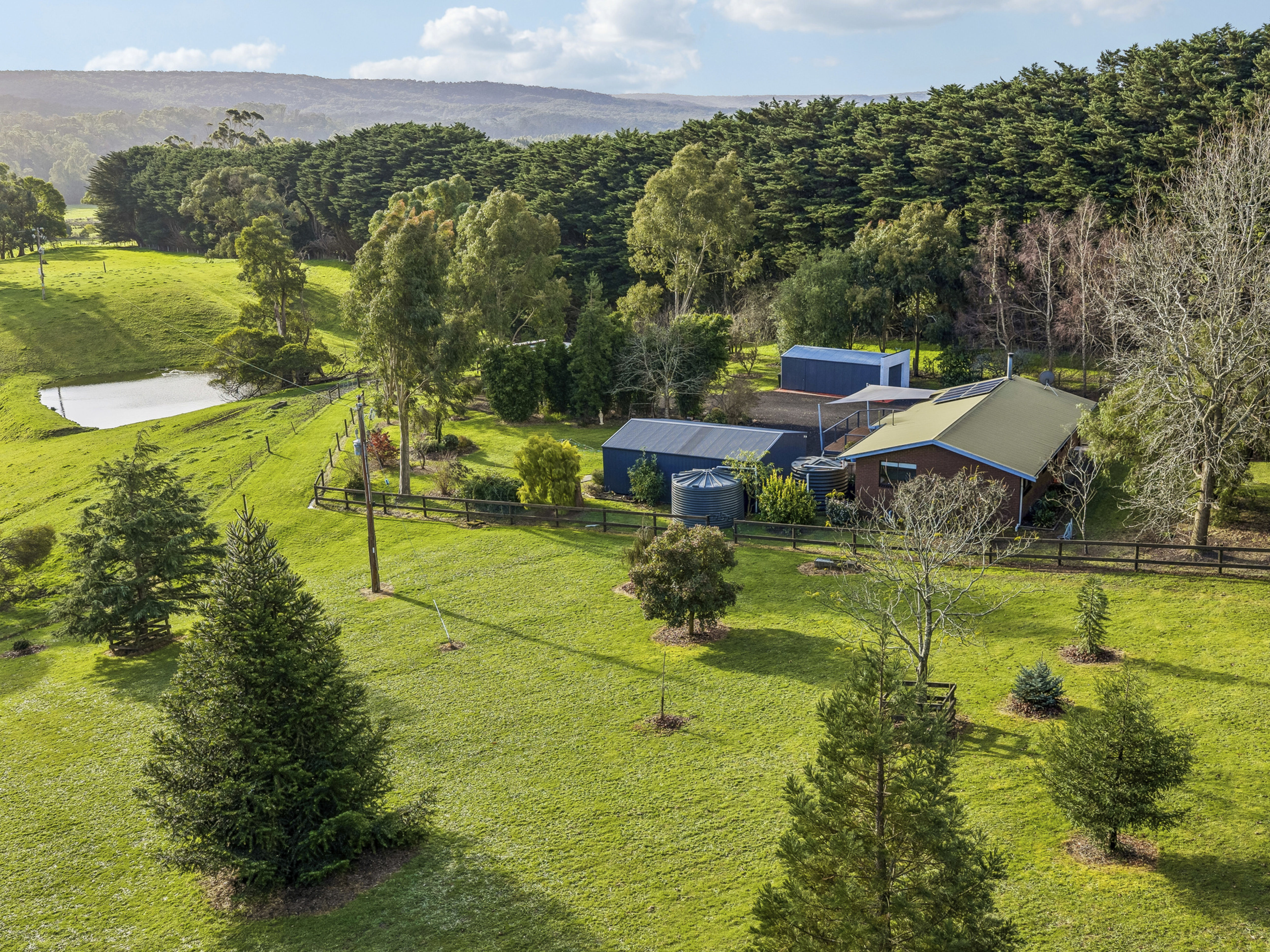 RURAL LIFESTYLE LIVING