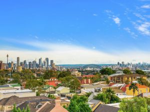 Property in Bondi Junction - $1050PW