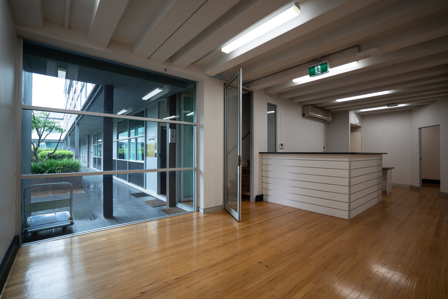 TWO LEVEL -HIGH TECH OFFICE SUITE