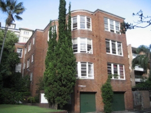 Property in Elizabeth Bay - $515 PW