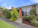 PEACEFUL OVER-55S VILLA IN CARINGBAH
