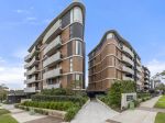 CONVENIENCE MEETS CONTEMPORARY STYLE